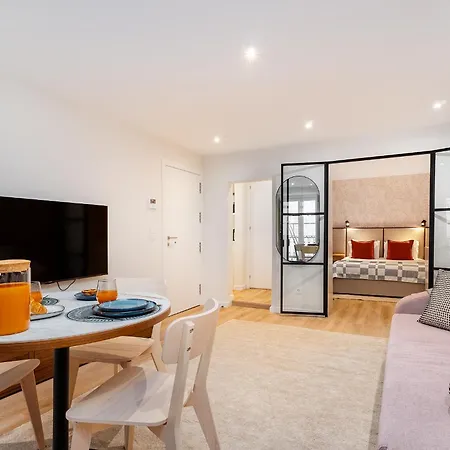 Whome Live From The Famous Street