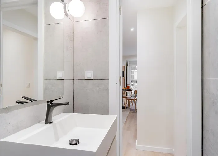 Whome Live From The Famous Street *