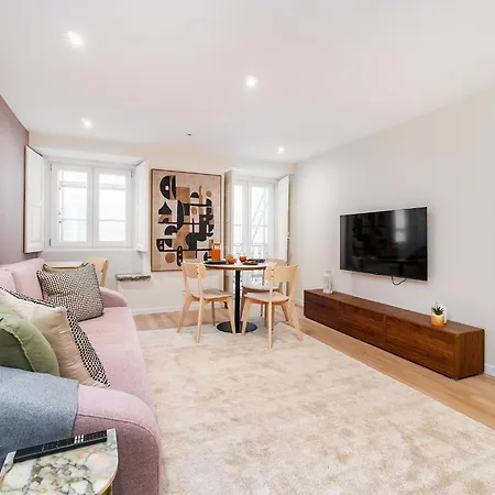 Whome Live From The Famous Street * Lisbon