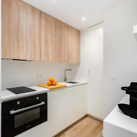 Whome Live From The Famous Street Apartment