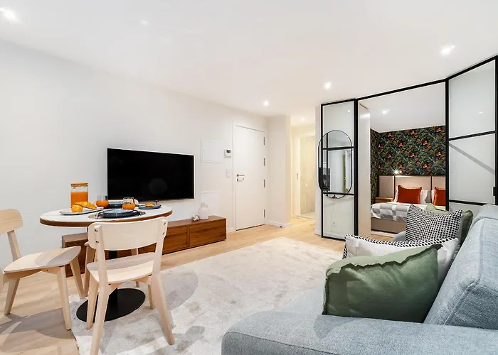 Whome Live From The Famous Street Apartment Lisbon