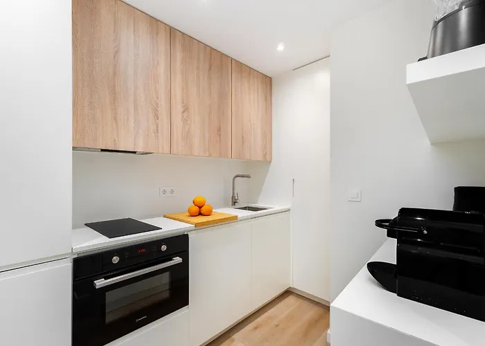 Whome Live From The Famous Street Apartment